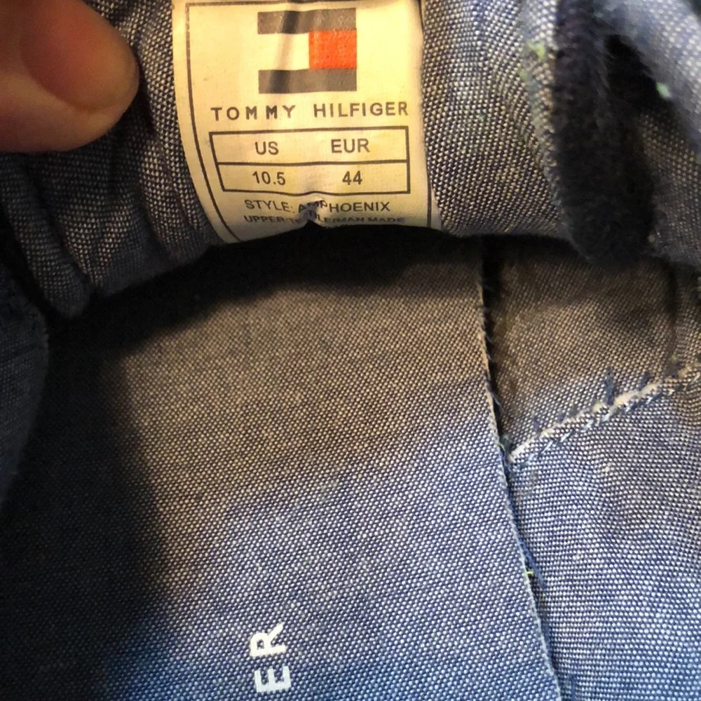 Tommy Hilfiger sneakers size 10.5